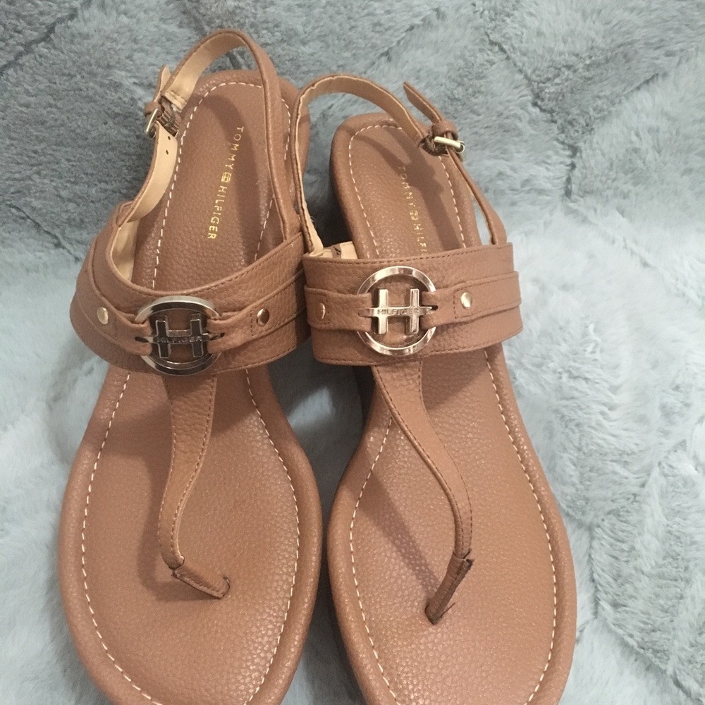 Tommy Hilfiger platform wedge thong sandals shoes